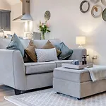 1 Bed In Oc-t34011