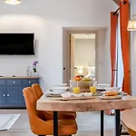 1 Bed In Oc-t34011 *