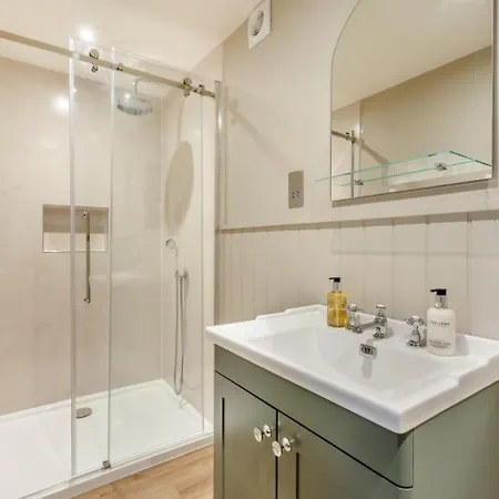 1 Bed In Oc-t34011 Castleton (North Yorkshire)
