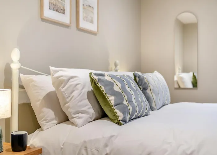 1 Bed In Oc-t34011 *